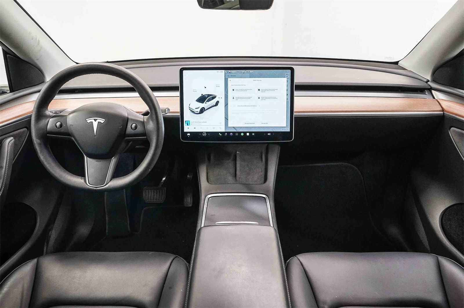 Thumbnail: 2023 Tesla Model Y - 12