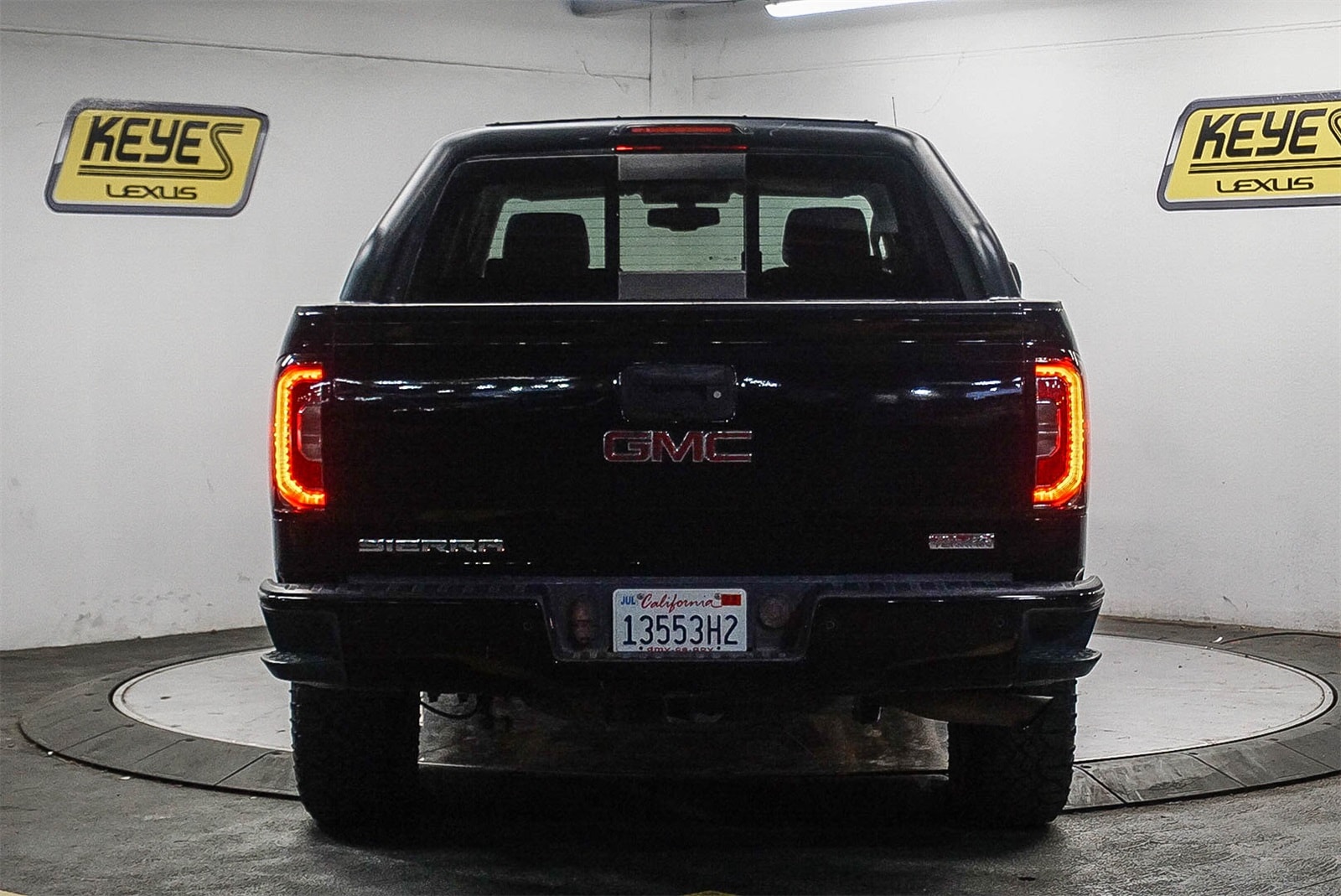 Thumbnail: 2017 GMC Sierra 1500 - 8