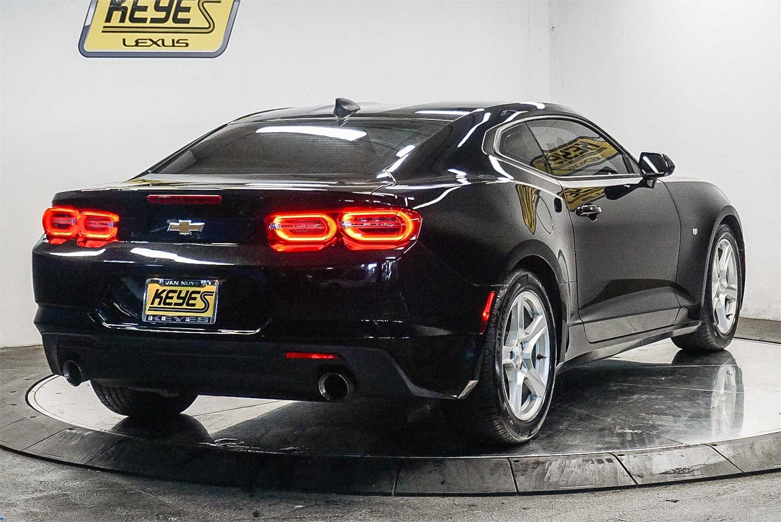 Thumbnail: 2021 Chevrolet Camaro - 4