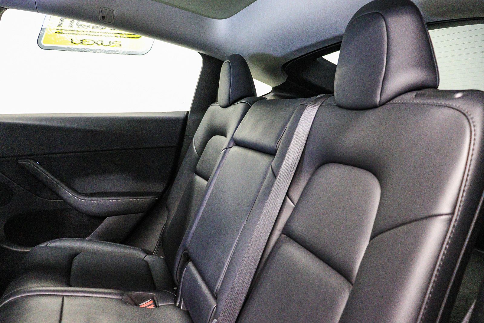 2024 Tesla Model Y Long Range - Photo 18