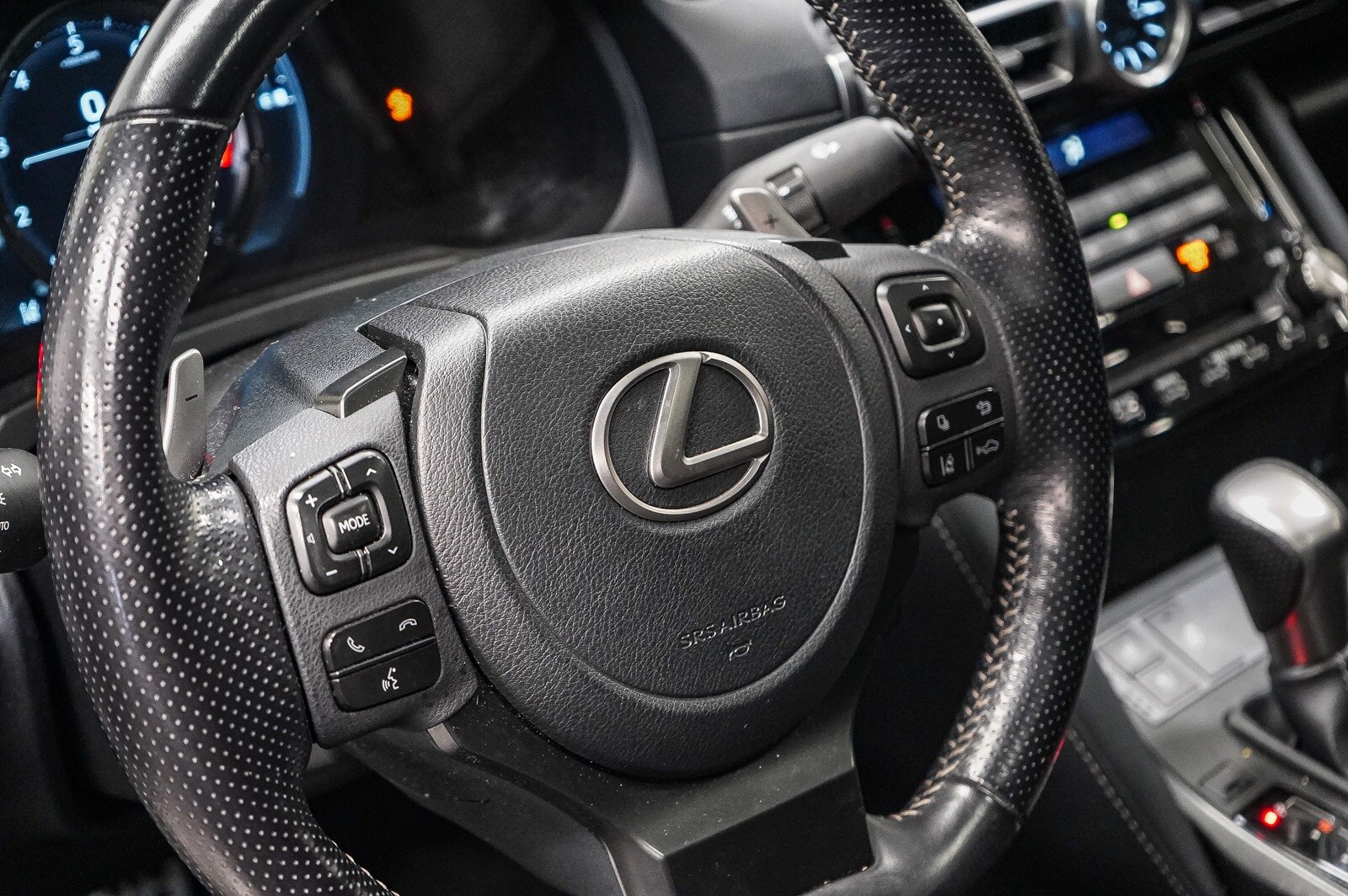 Thumbnail: 2022 Lexus IS - 21