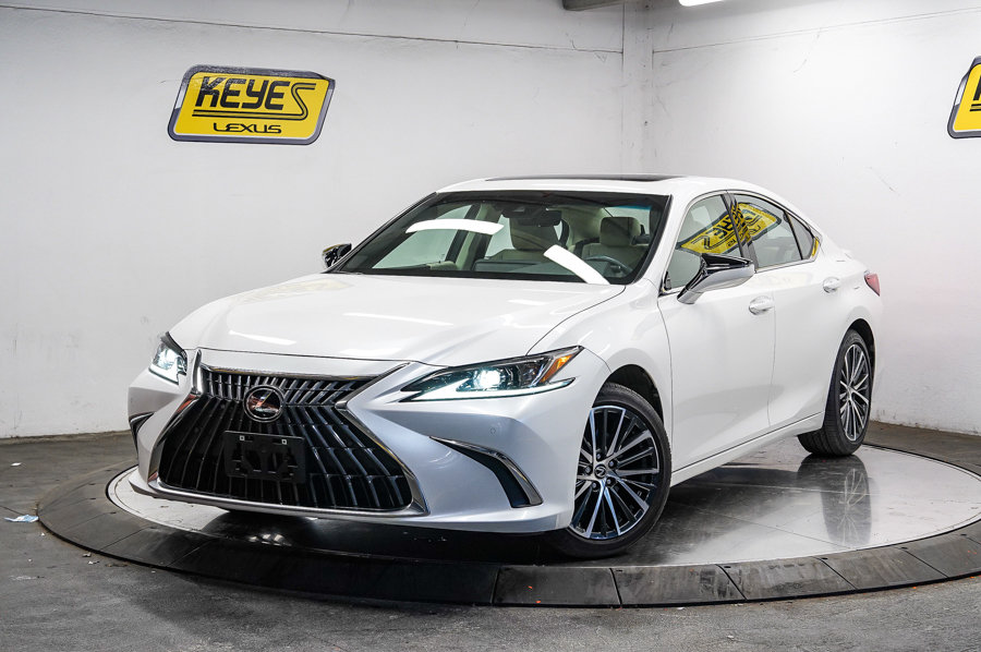 2024 Lexus ES Hybrid