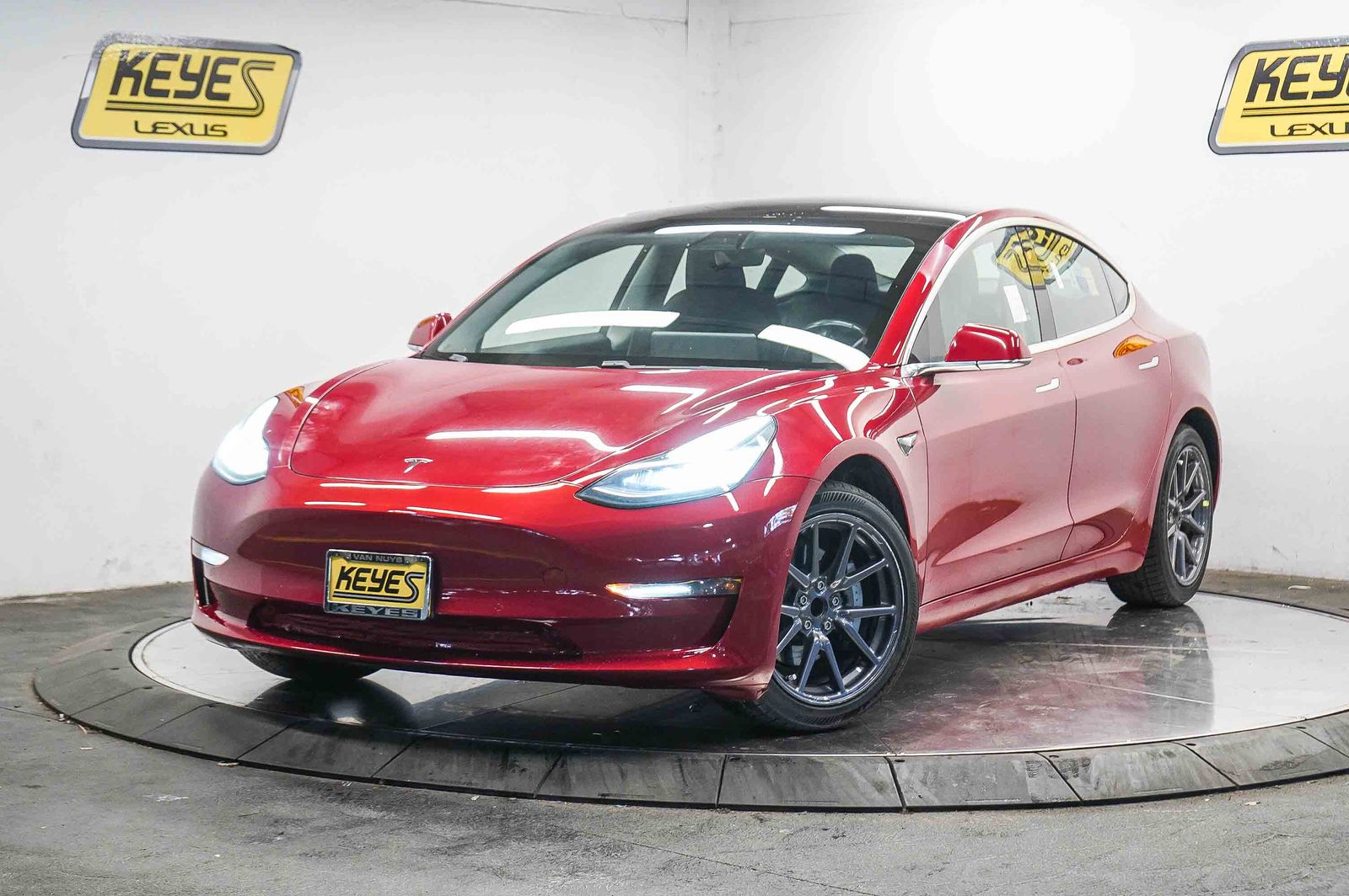 2019 Tesla Model 3 Standard Range -
                  Van Nuys, CA