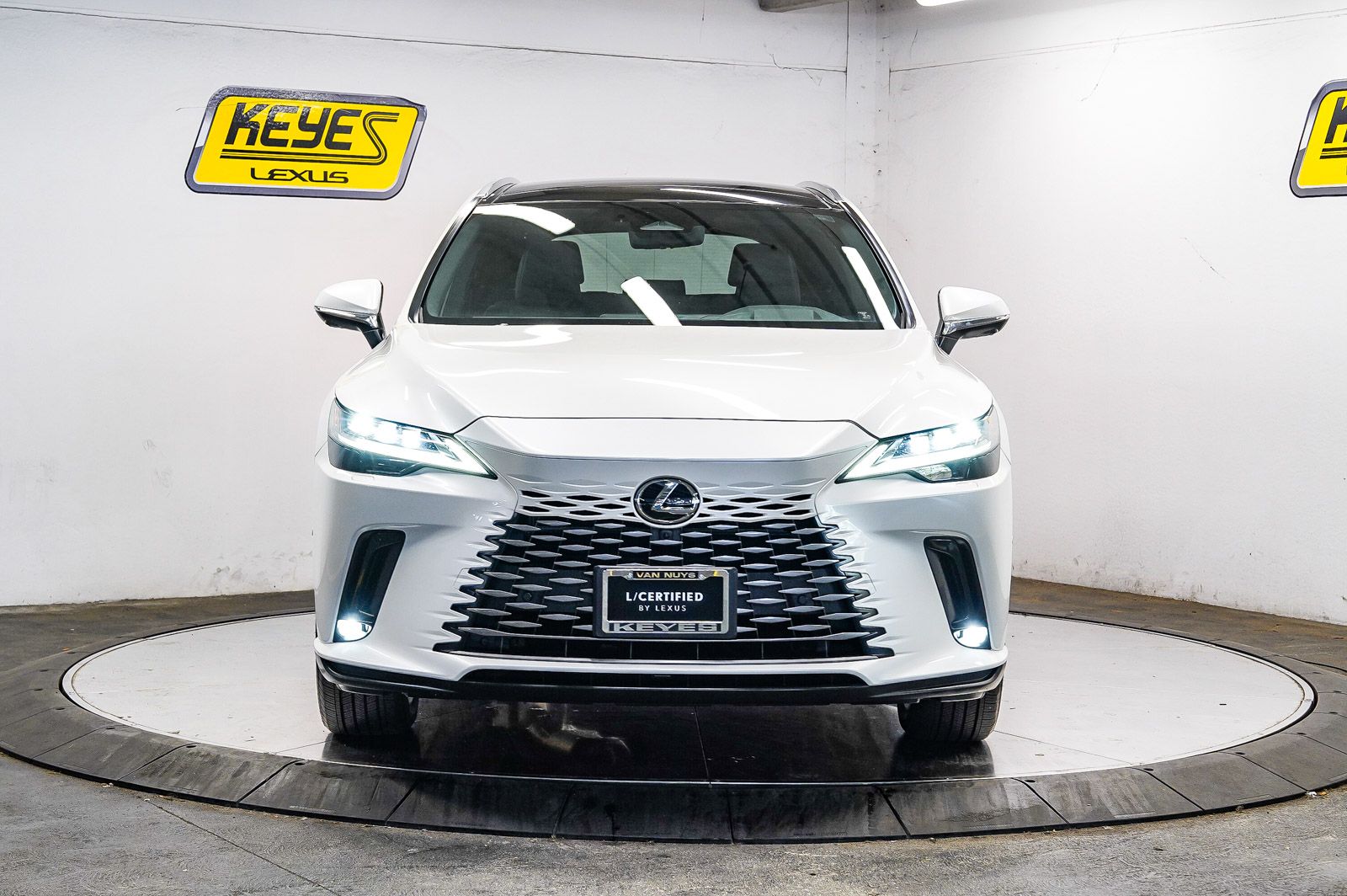 Thumbnail: 2025 Lexus RX - 6