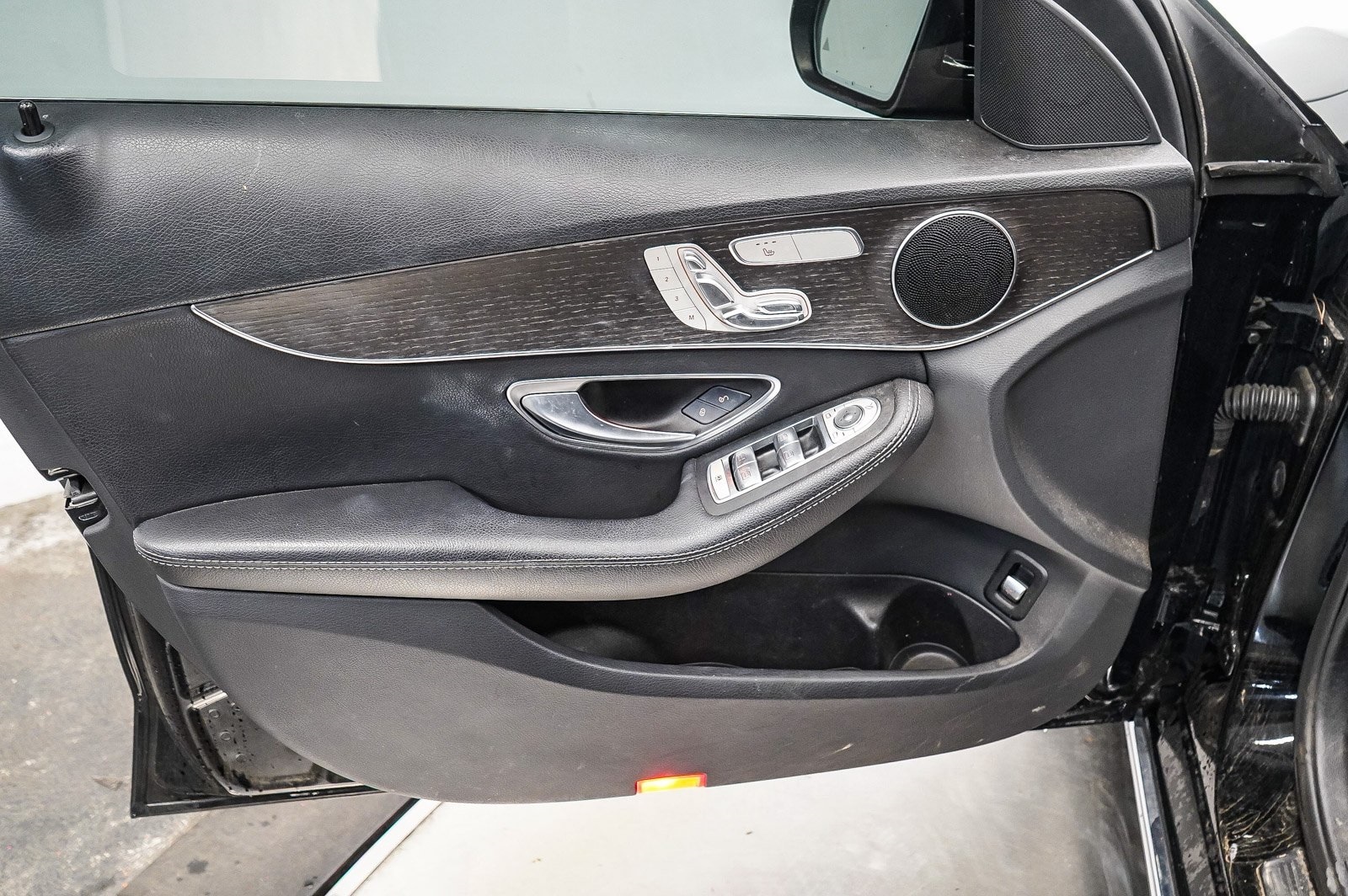 Thumbnail: 2019 Mercedes-Benz C-Class - 22