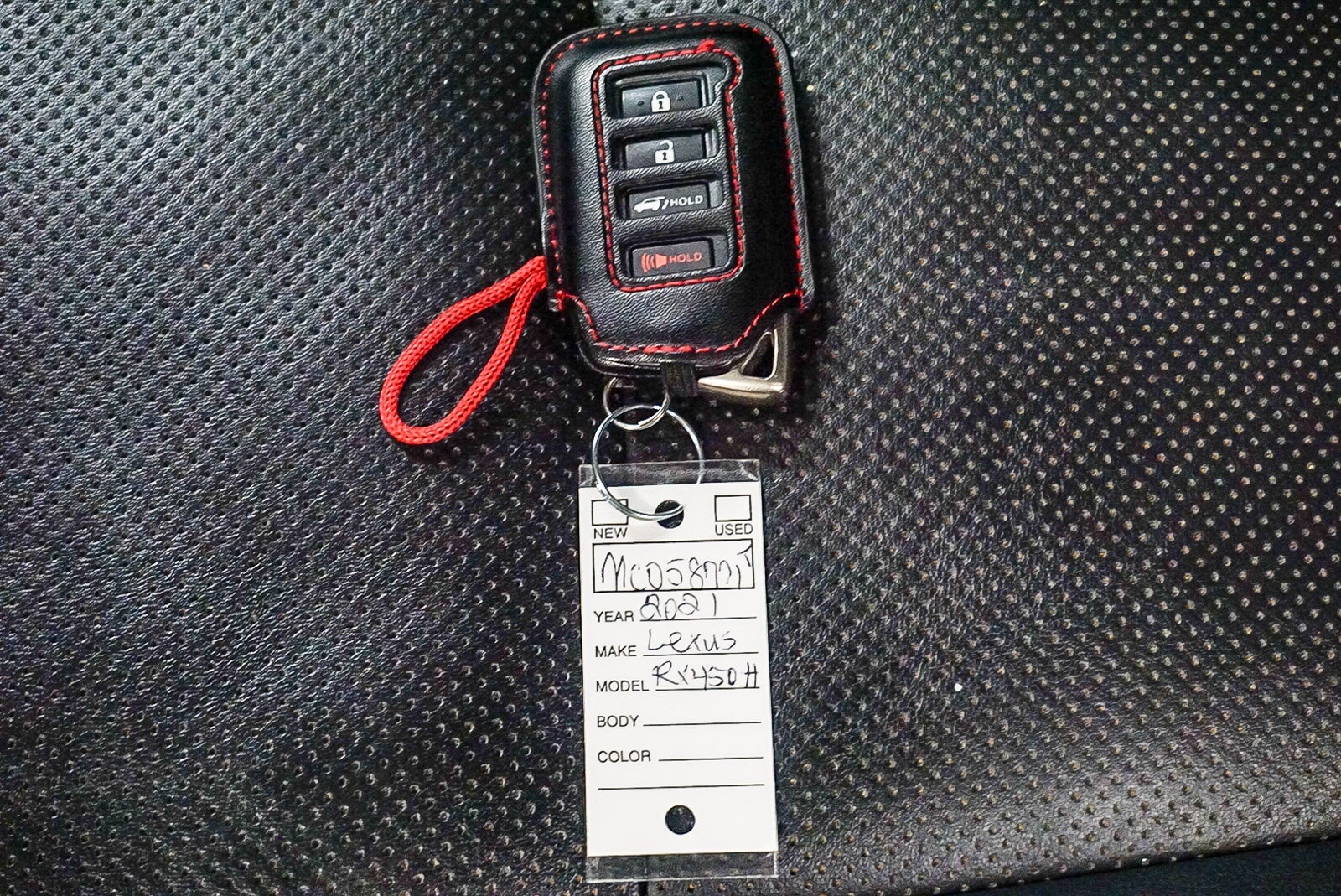 Thumbnail: 2021 Lexus RX - 25