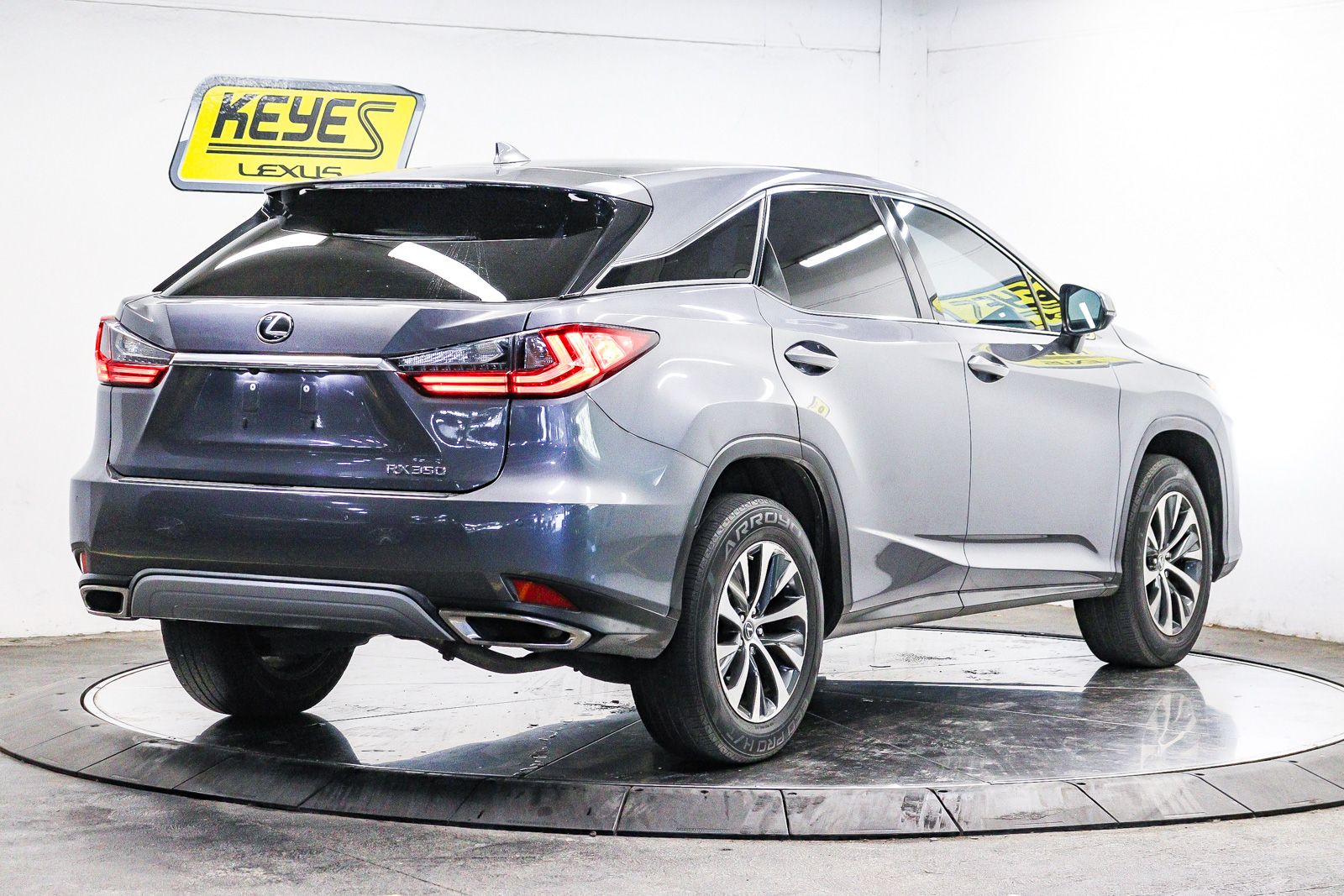 Thumbnail: 2020 Lexus RX - 3