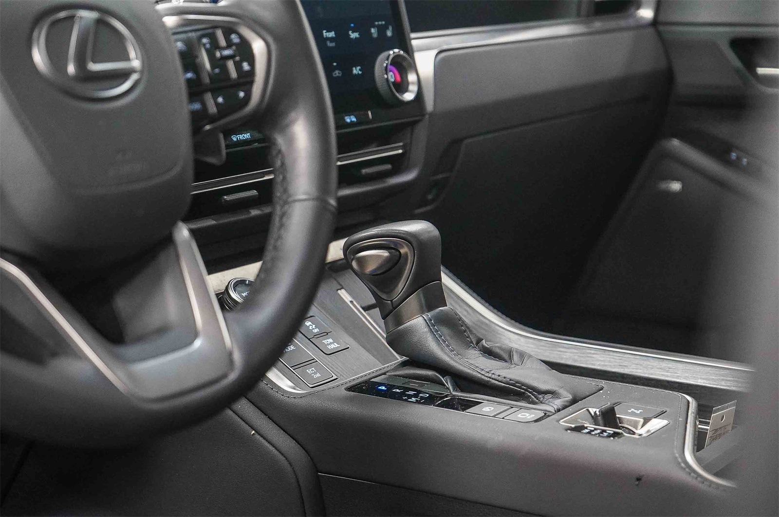 Thumbnail: 2024 Lexus GX - 24