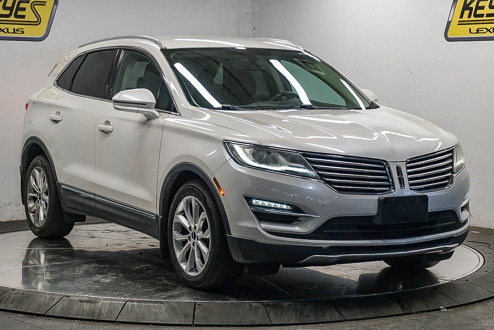 Thumbnail: 2017 Lincoln MKC - 5