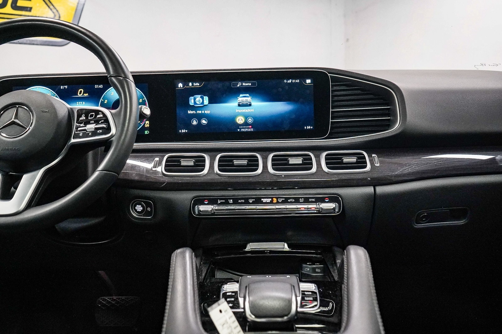 Thumbnail: 2020 Mercedes-Benz GLE - 13