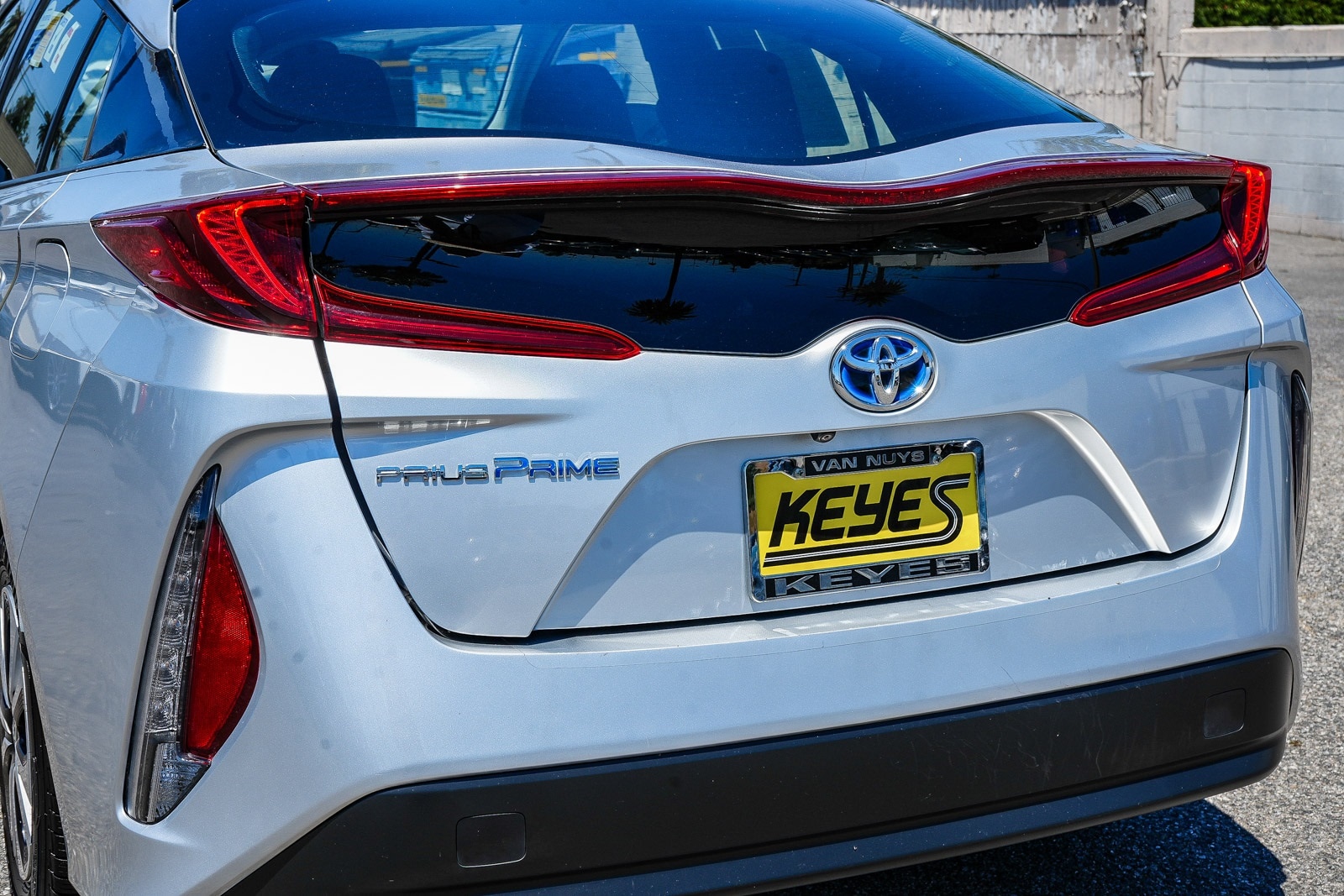 Thumbnail: 2017 Toyota Prius Prime - 11
