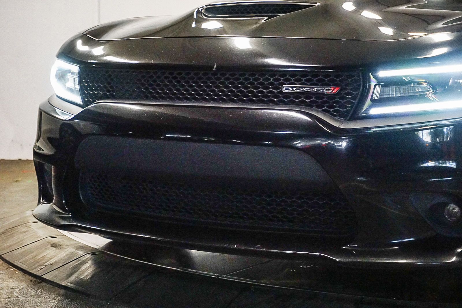 Thumbnail: 2019 Dodge Charger - 8