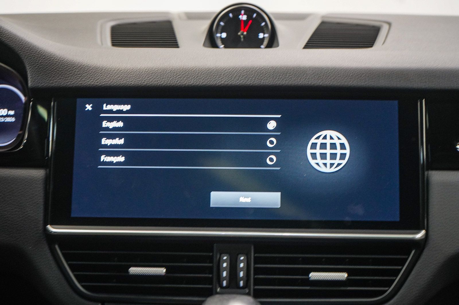 Thumbnail: 2022 Porsche Cayenne - 14