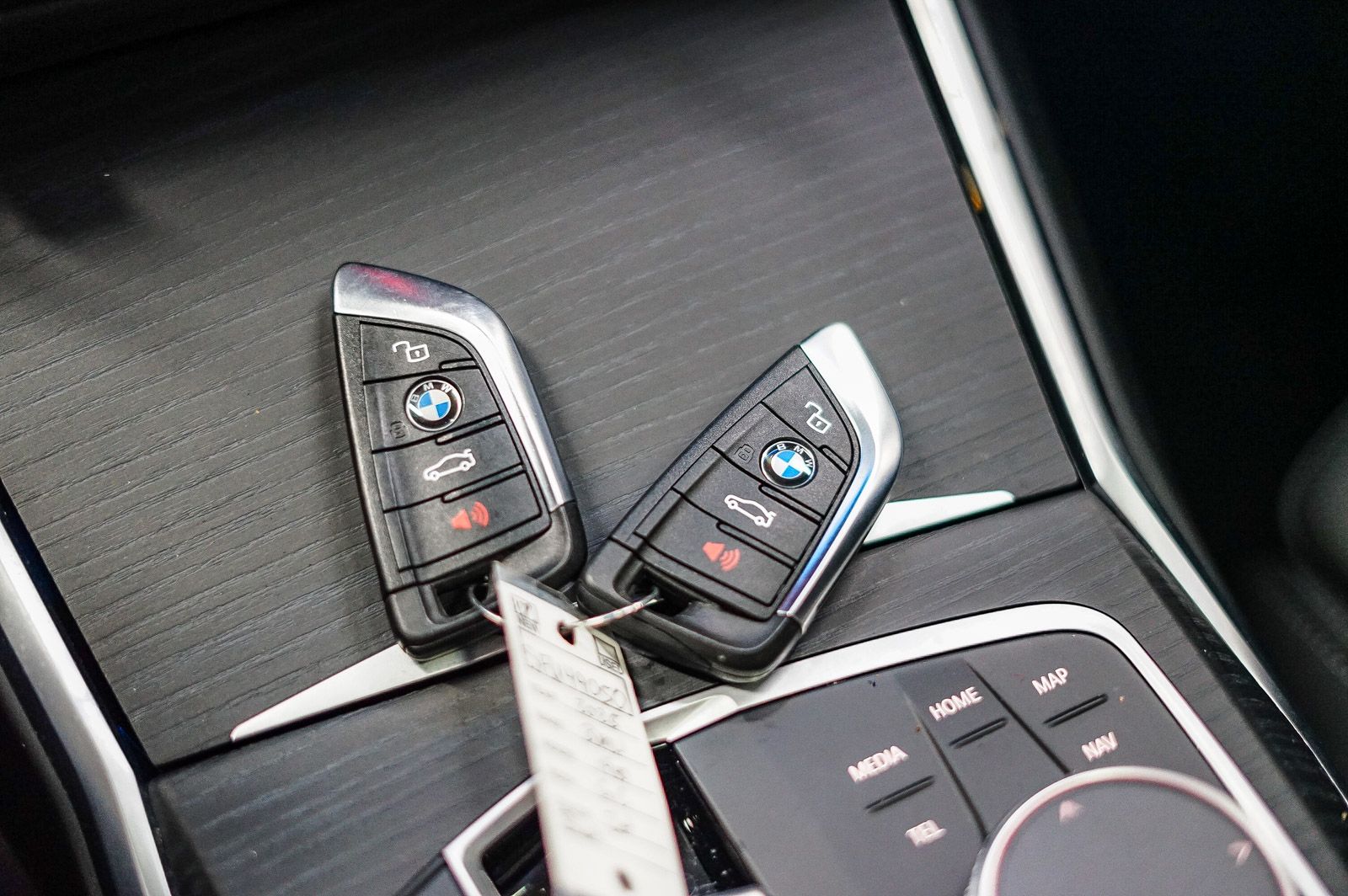 Thumbnail: 2025 BMW i4 - 24