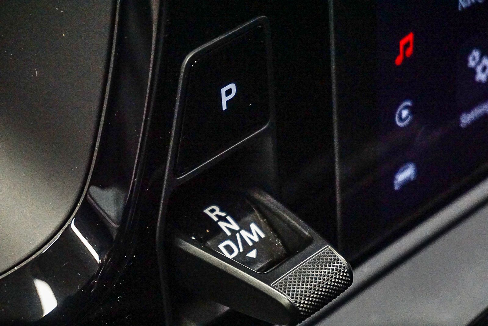 Thumbnail: 2024 Porsche Panamera - 20