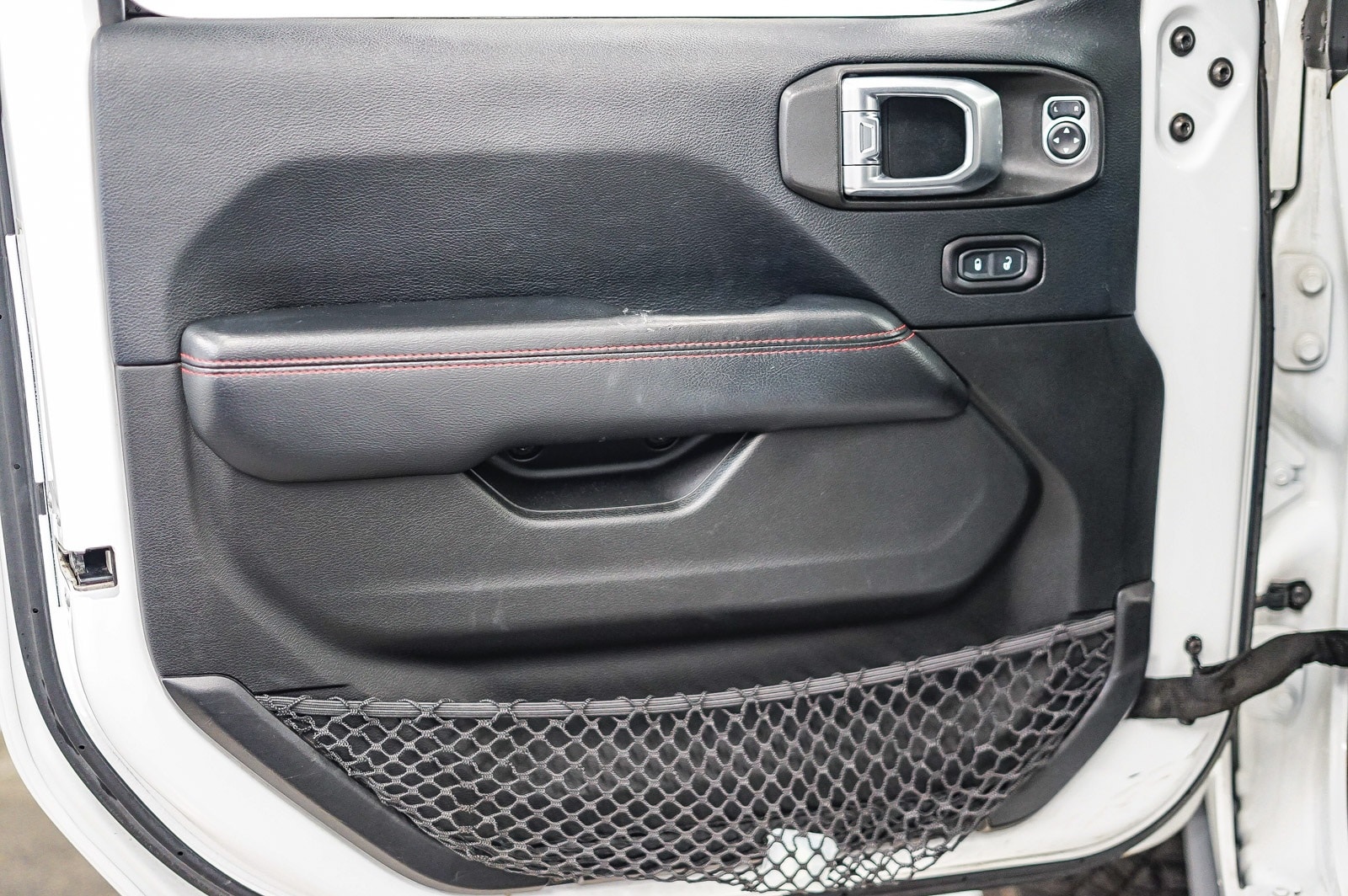 Thumbnail: 2018 Jeep Wrangler - 20