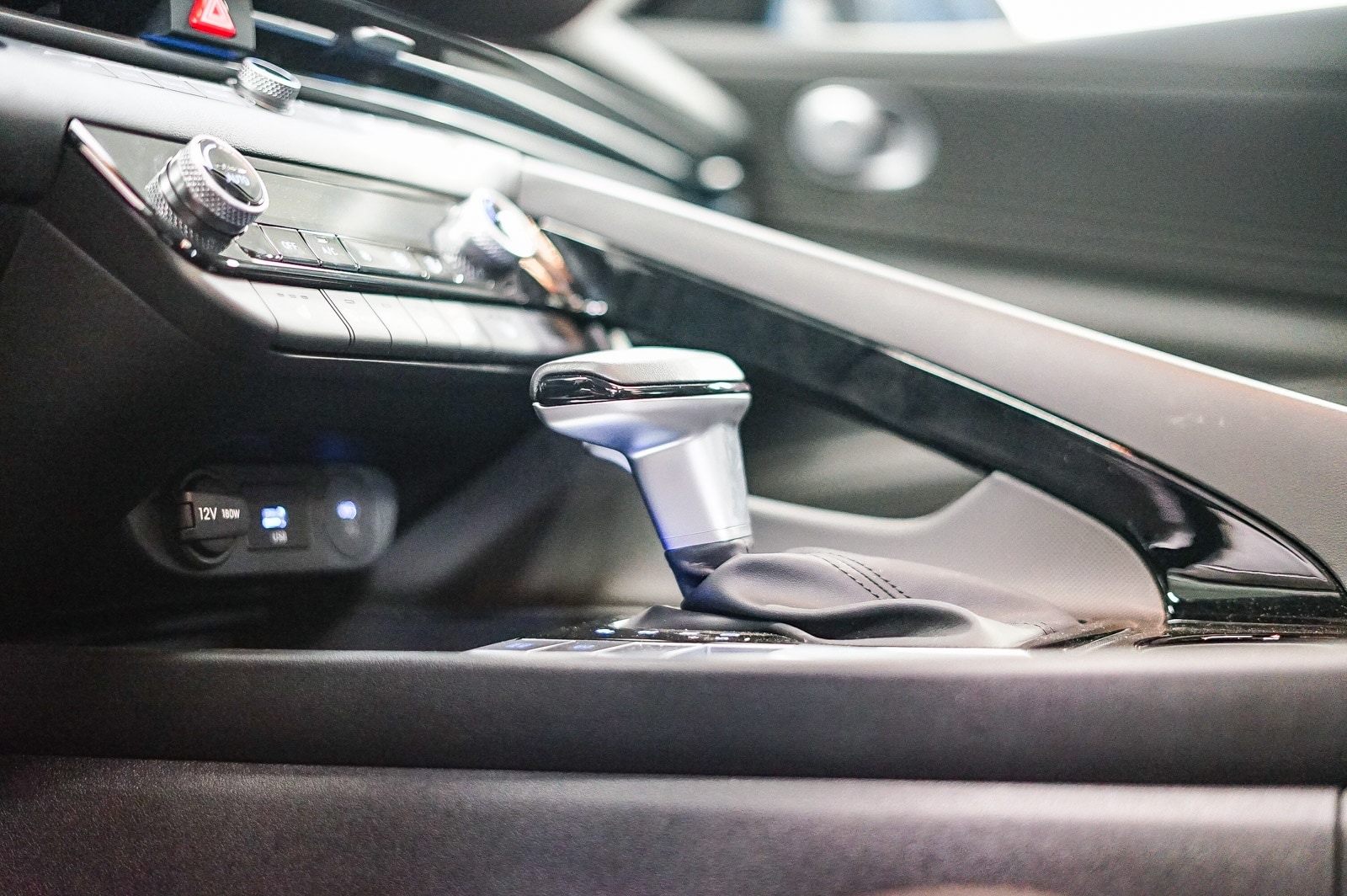 Thumbnail: 2025 Hyundai Elantra - 22