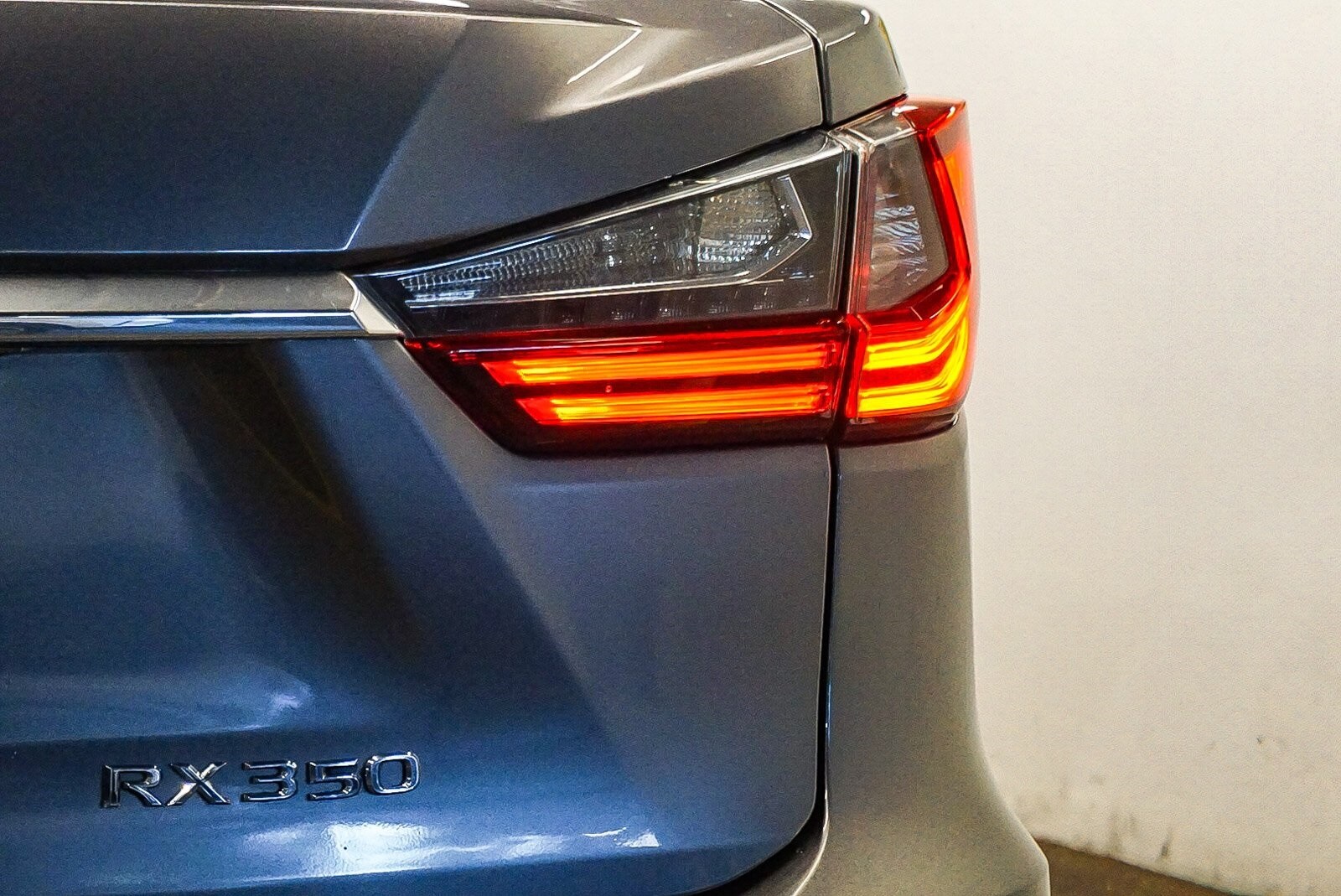 Thumbnail: 2018 Lexus RX - 10