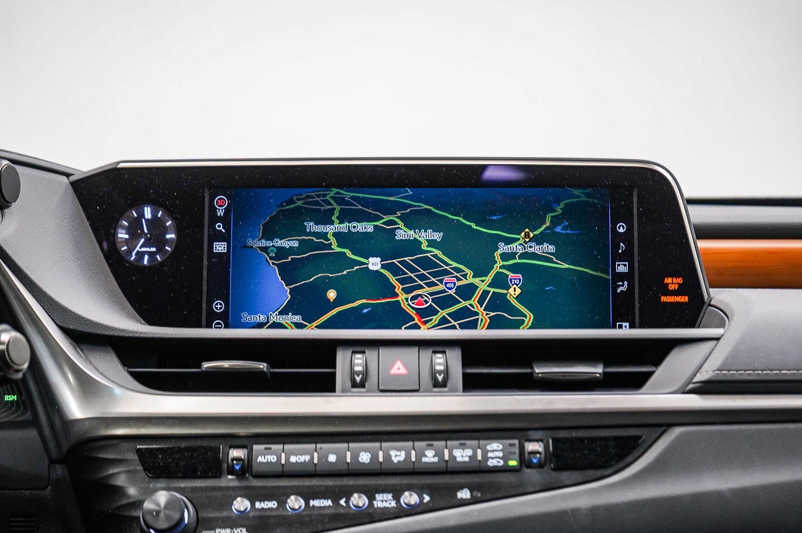 Thumbnail: 2020 Lexus ES - 14