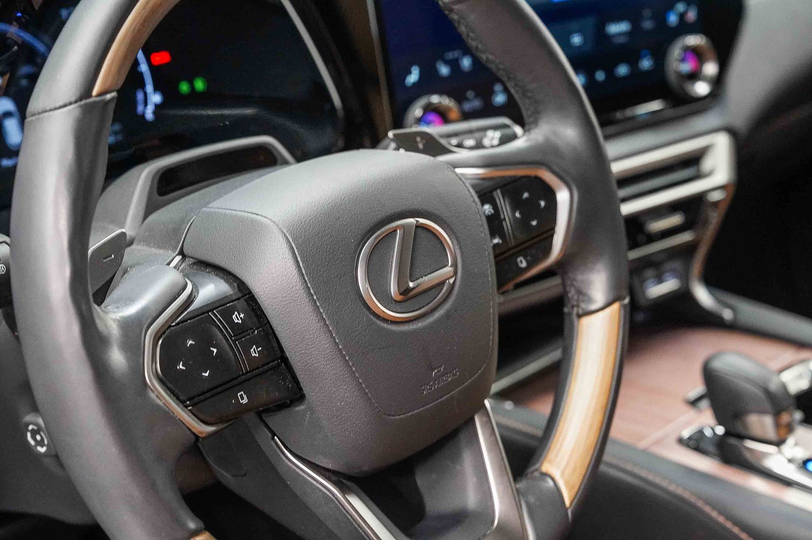 Thumbnail: 2023 Lexus RX - 21