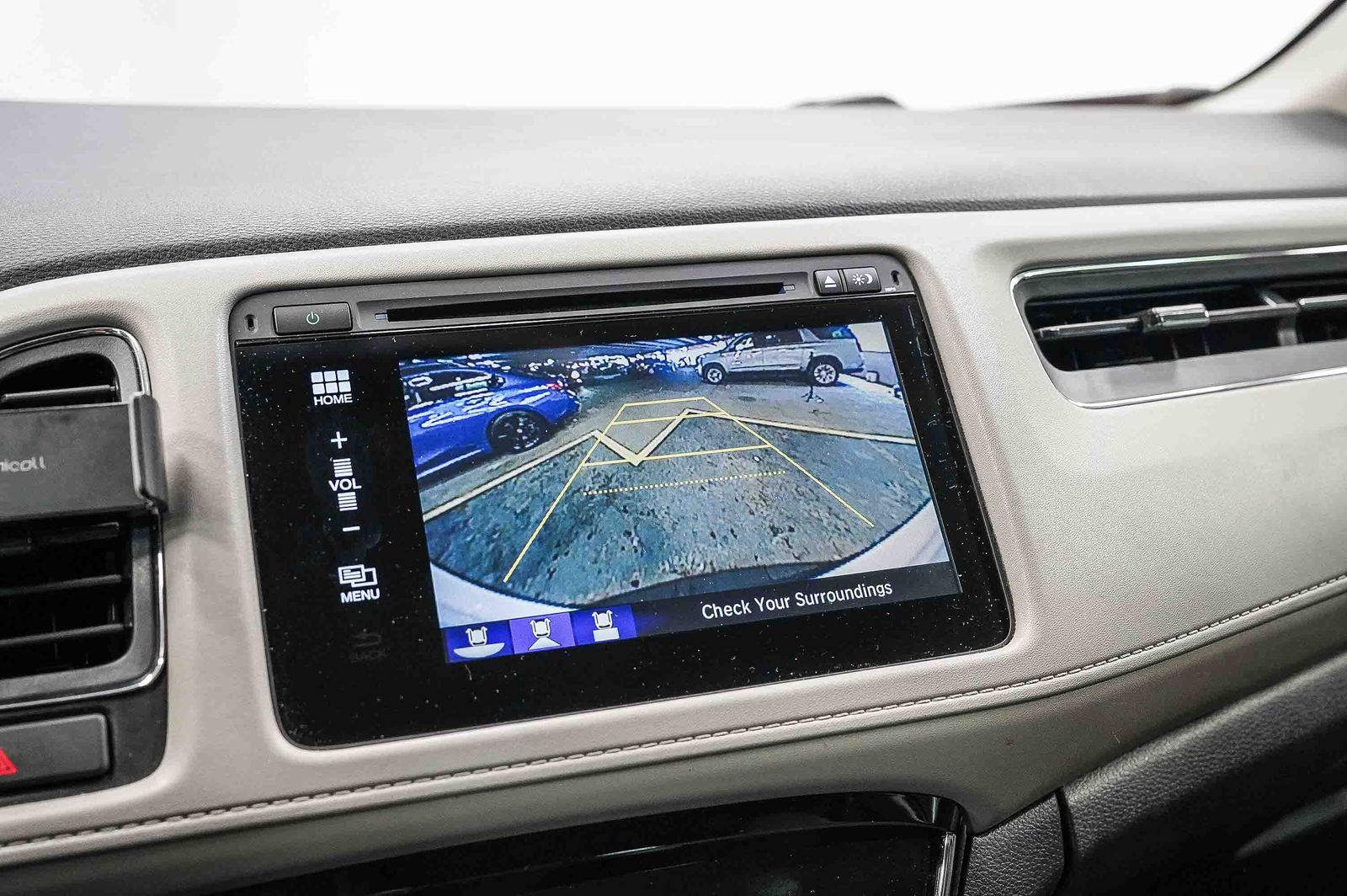 Thumbnail: 2016 Honda HR-V - 25