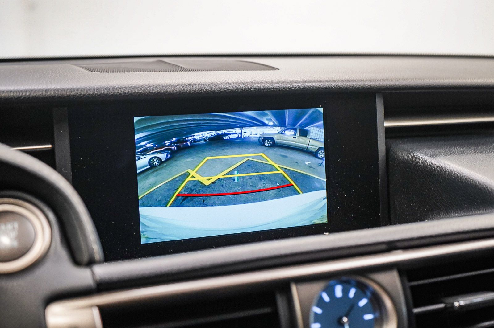 Thumbnail: 2016 Lexus IS - 26