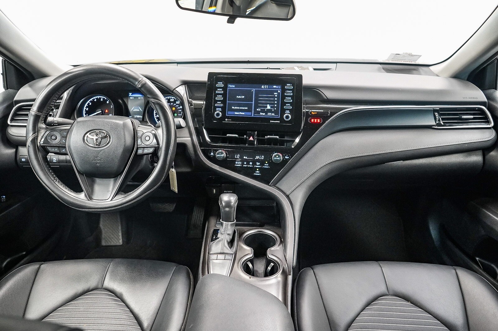 Thumbnail: 2023 Toyota Camry - 12