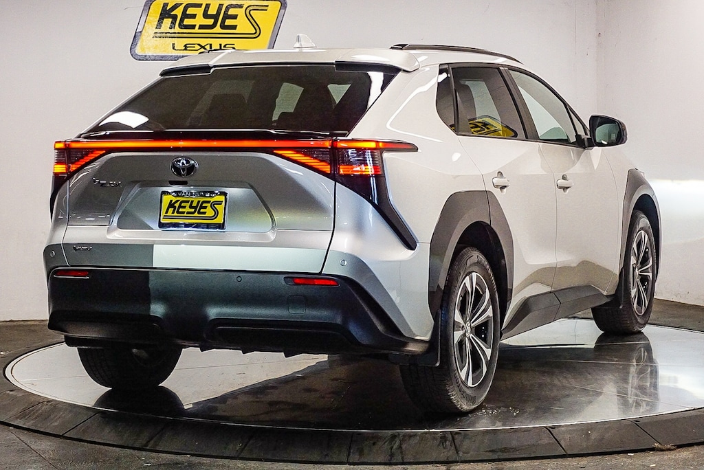 Used 2024 Toyota bZ4X XLE SUV