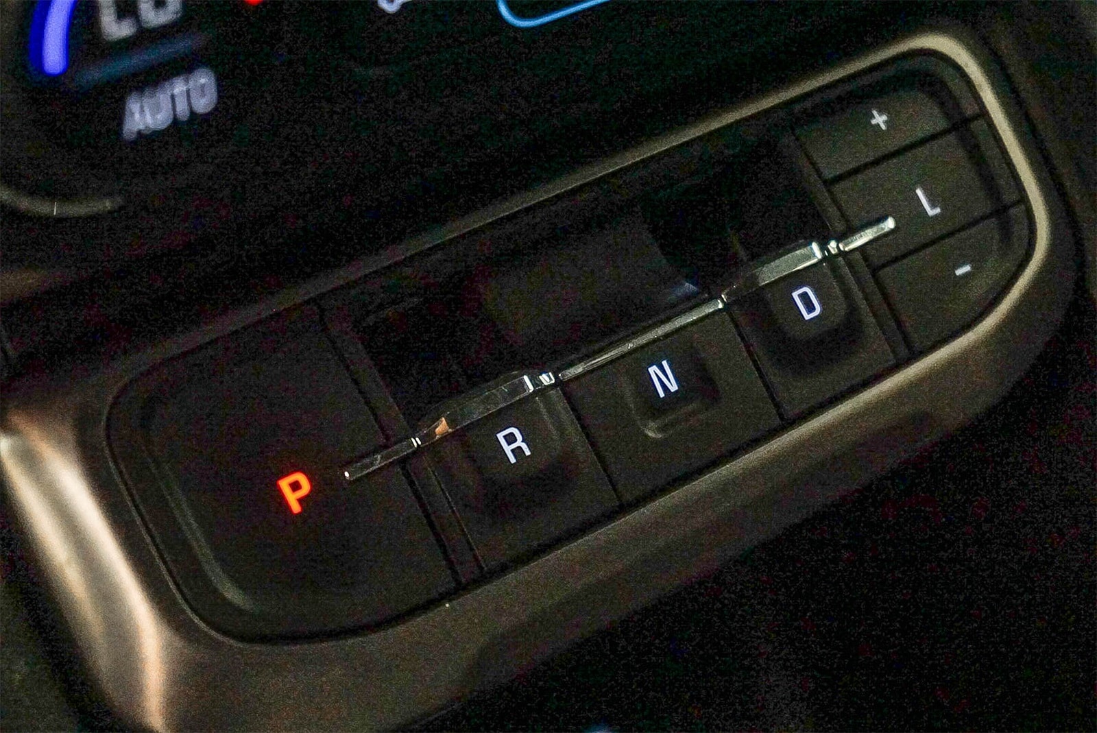 Thumbnail: 2020 GMC Acadia - 21