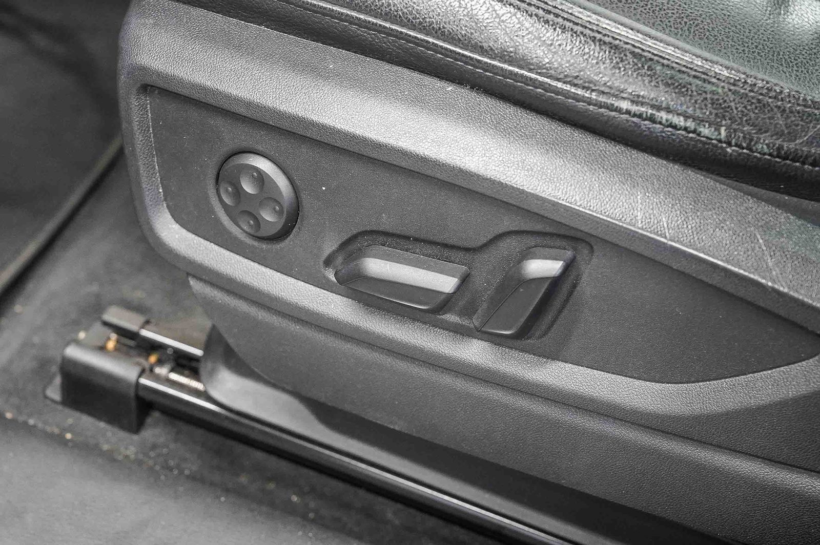 Thumbnail: 2018 Audi Q5 - 23