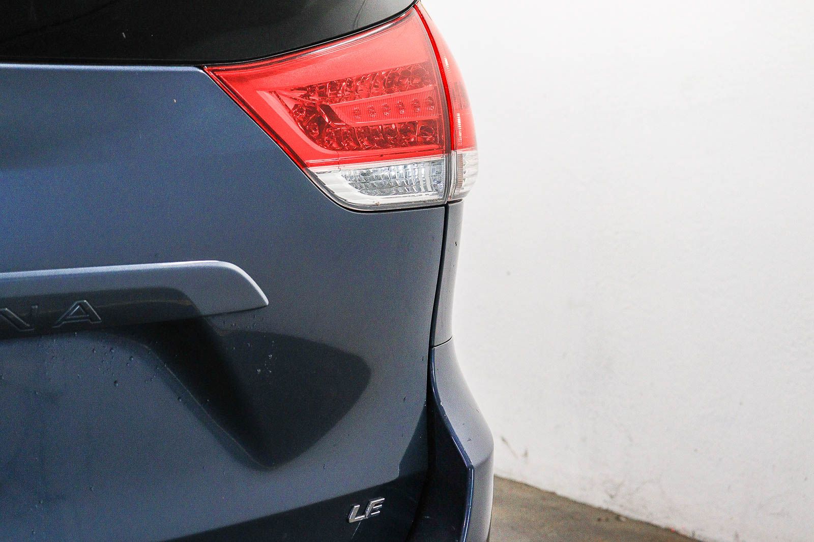 Thumbnail: 2014 Toyota Sienna - 11