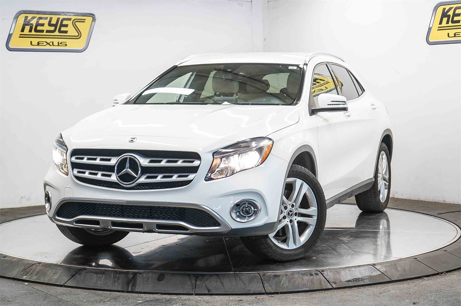 2018 Mercedes-Benz GLA 250 -
                  Van Nuys, CA