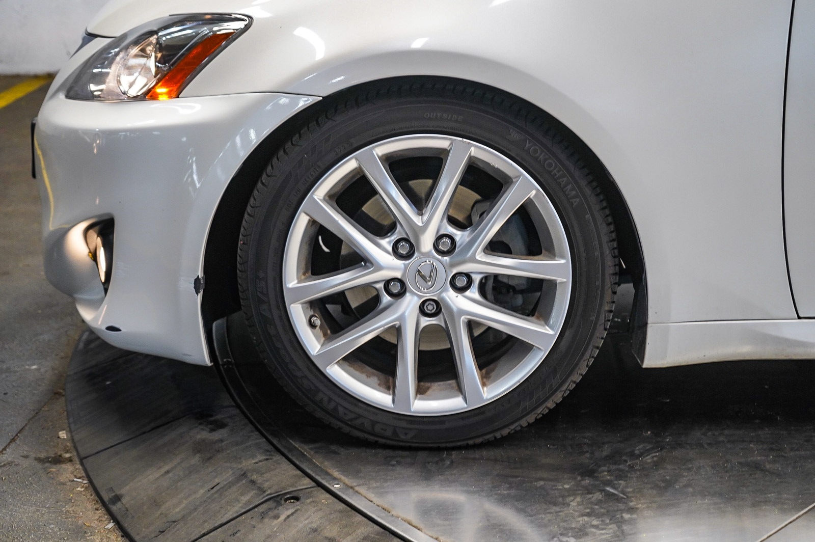 Thumbnail: 2013 Lexus IS - 9