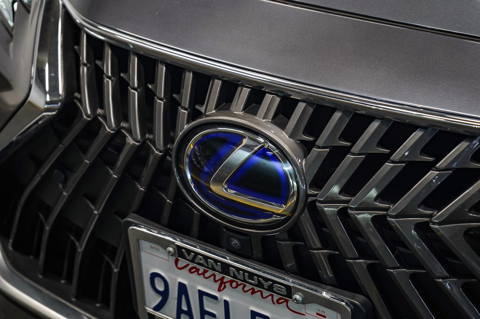 Thumbnail: 2022 Lexus ES - 8