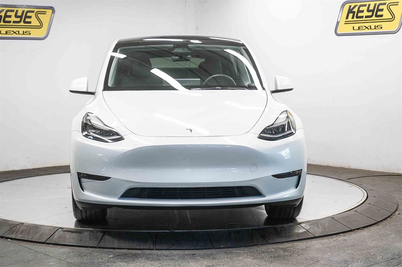 Thumbnail: 2023 Tesla Model Y - 6