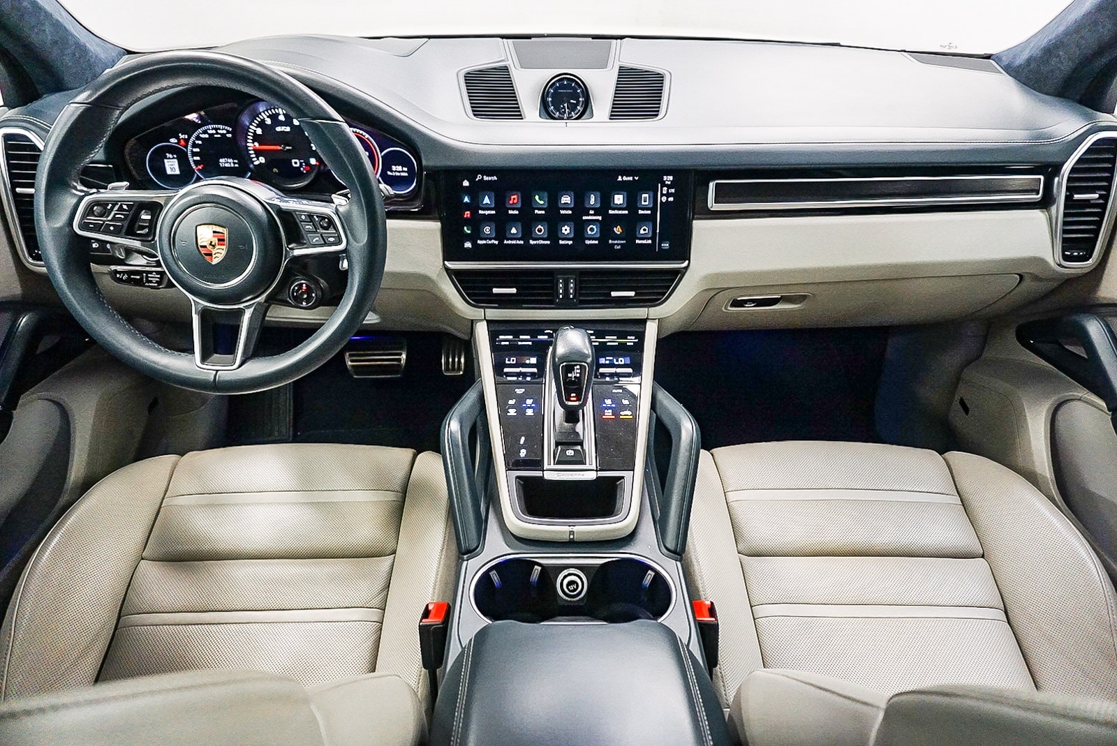 Thumbnail: 2023 Porsche Cayenne - 13