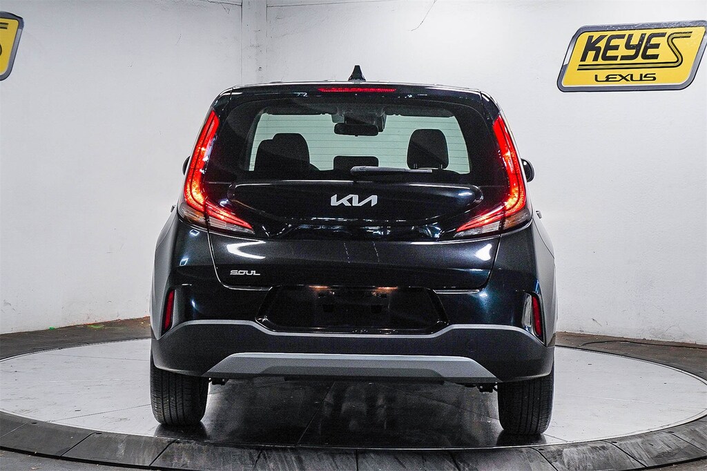 Used 2023 Kia Soul LX Hatchback
