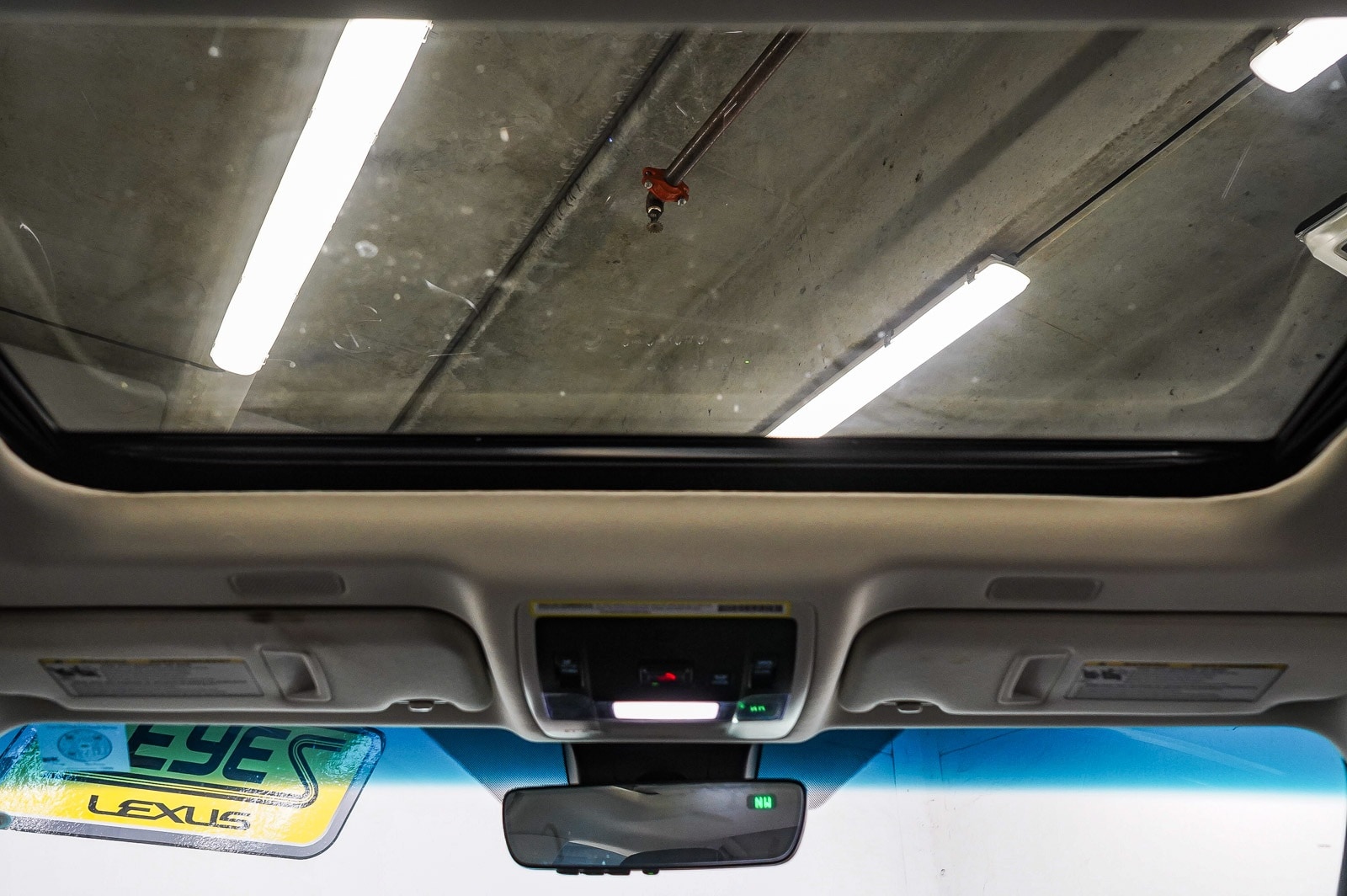 Thumbnail: 2024 Lexus ES - 16