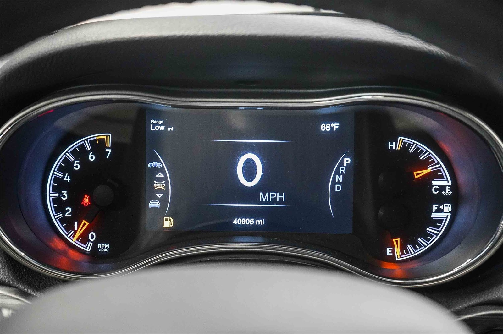 Thumbnail: 2022 Jeep Grand Cherokee - 24