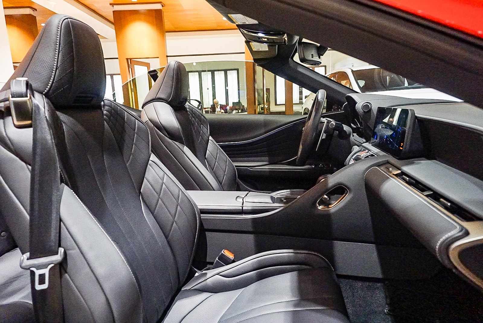 Thumbnail: 2024 Lexus LC - 16