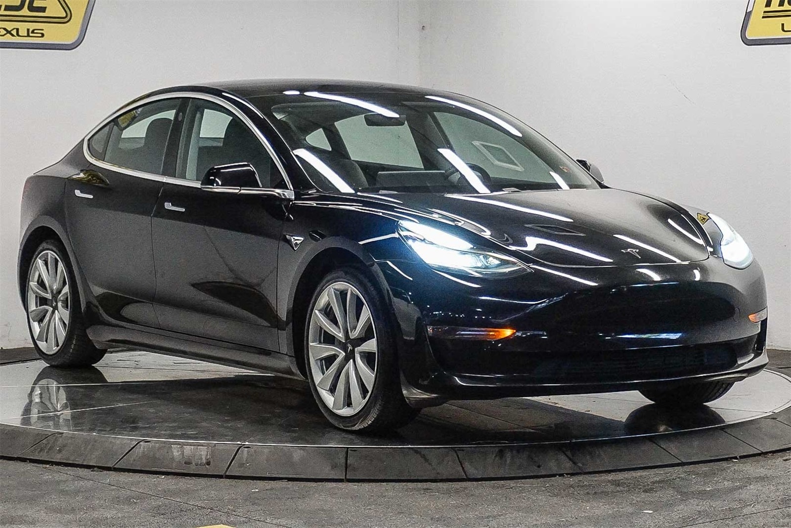 Thumbnail: 2020 Tesla Model 3 - 5