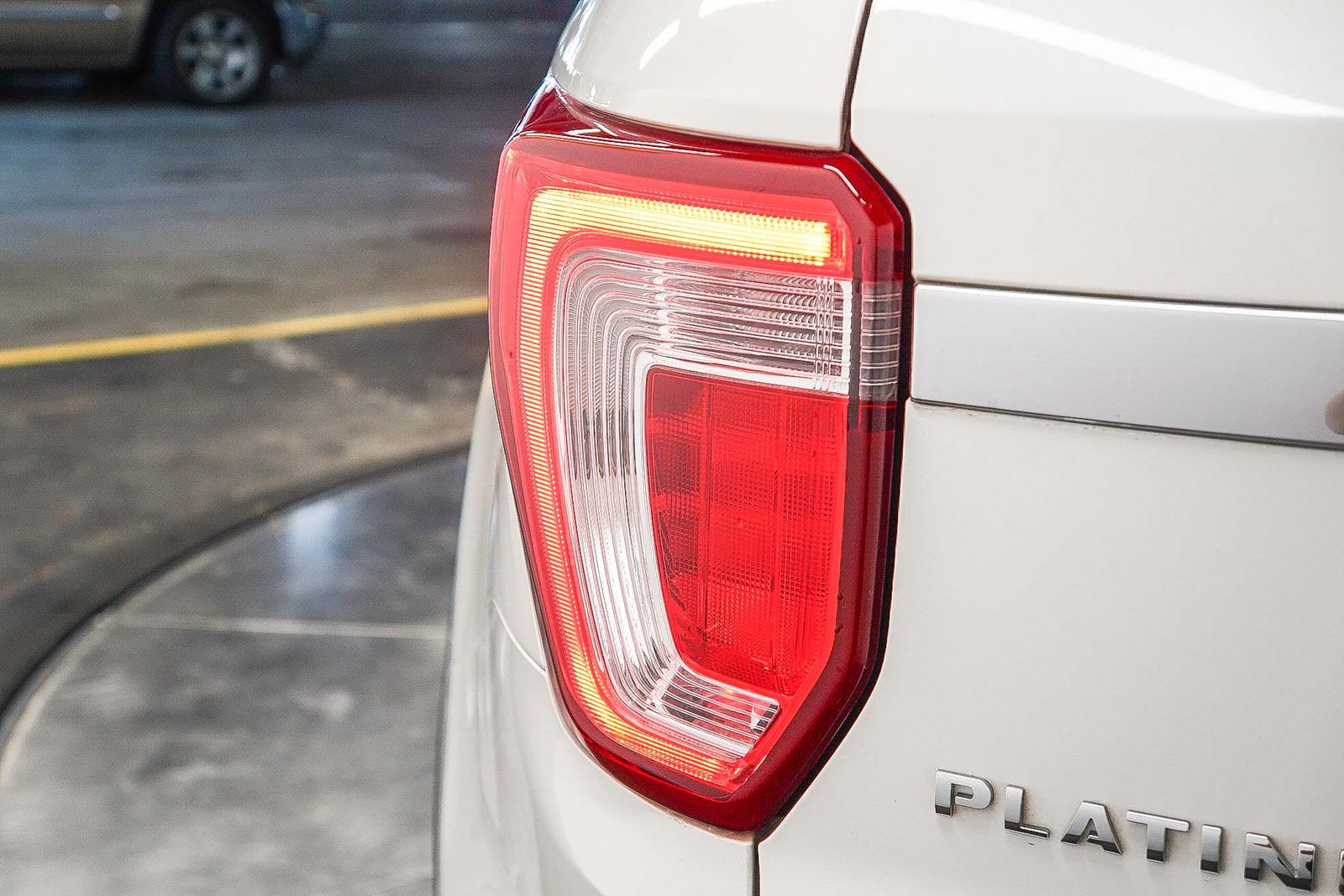 Thumbnail: 2017 Ford Explorer - 9