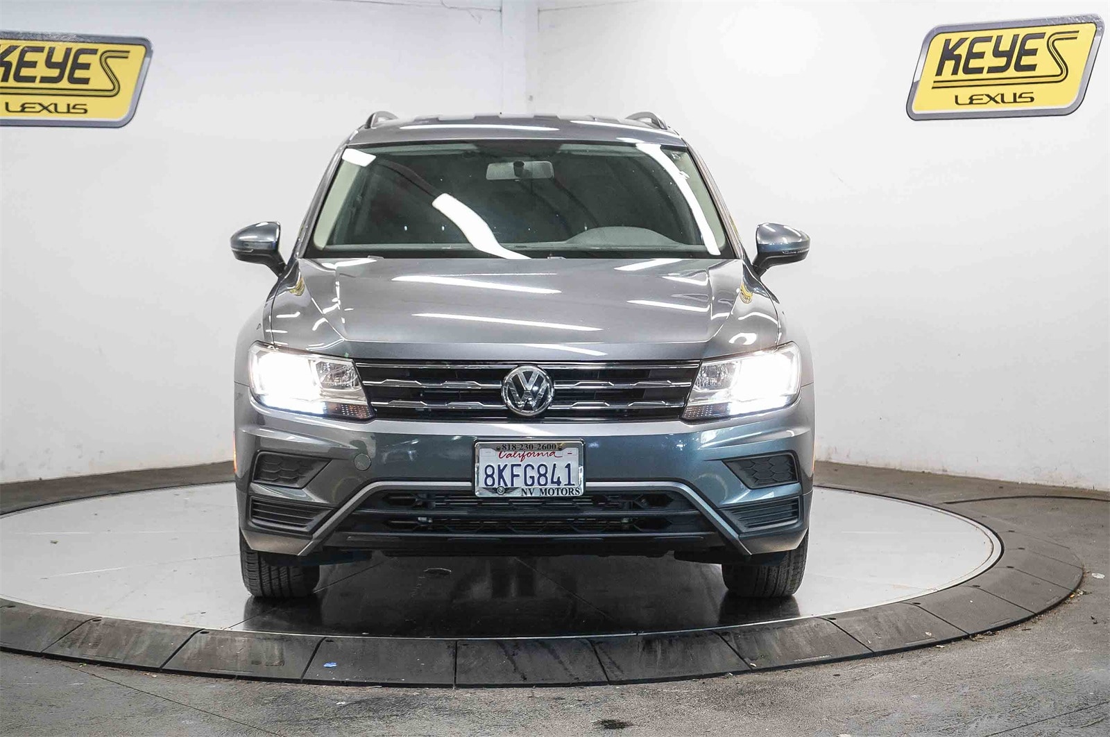 Thumbnail: 2019 Volkswagen Tiguan - 6