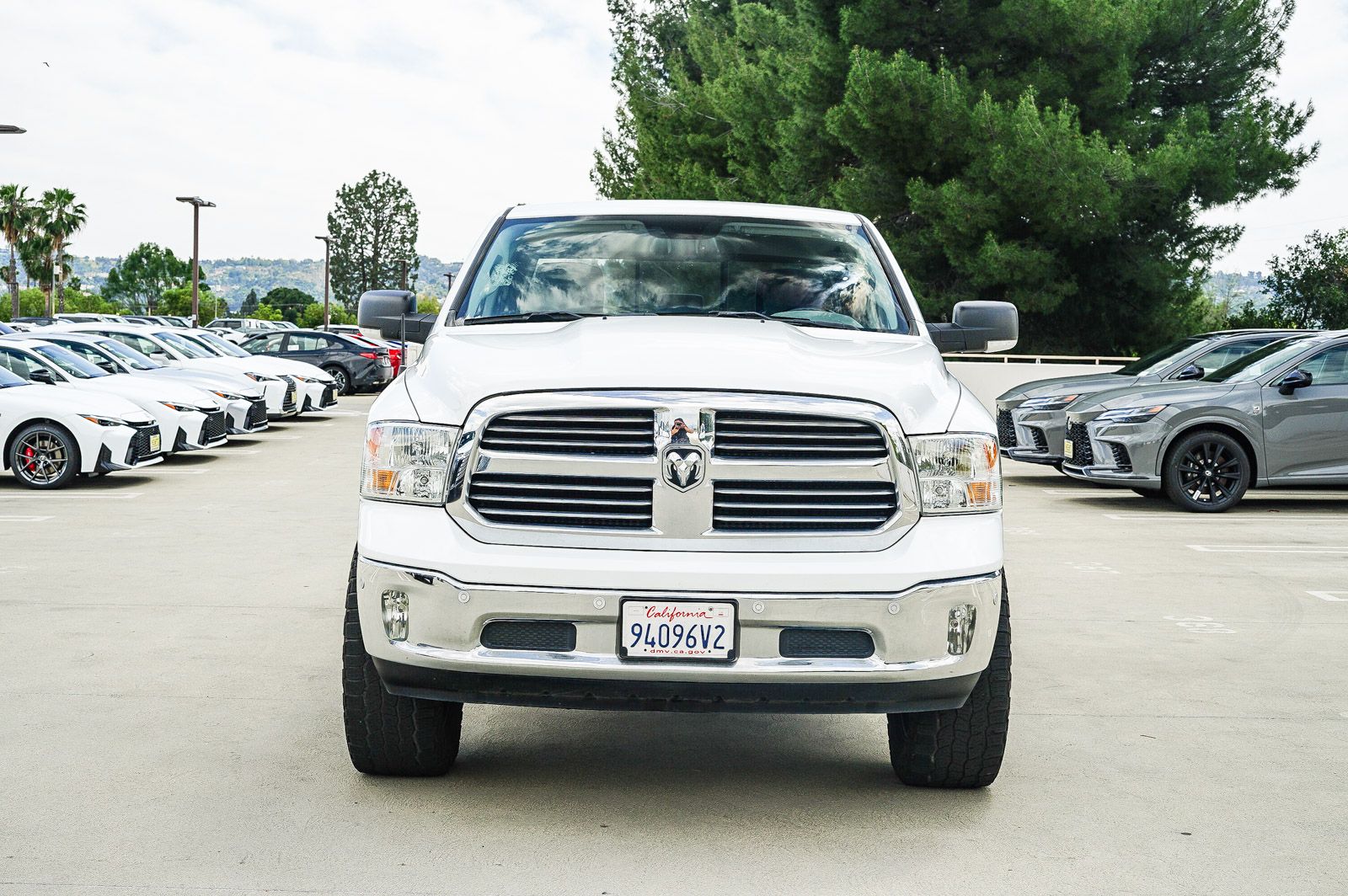 Thumbnail: 2019 RAM 1500 Classic - 6