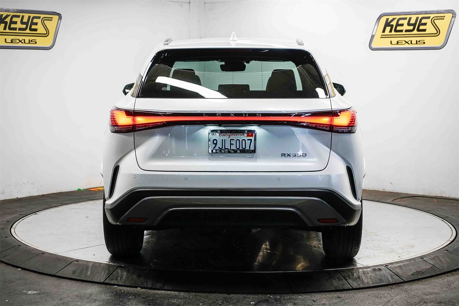 Thumbnail: 2024 Lexus RX - 3