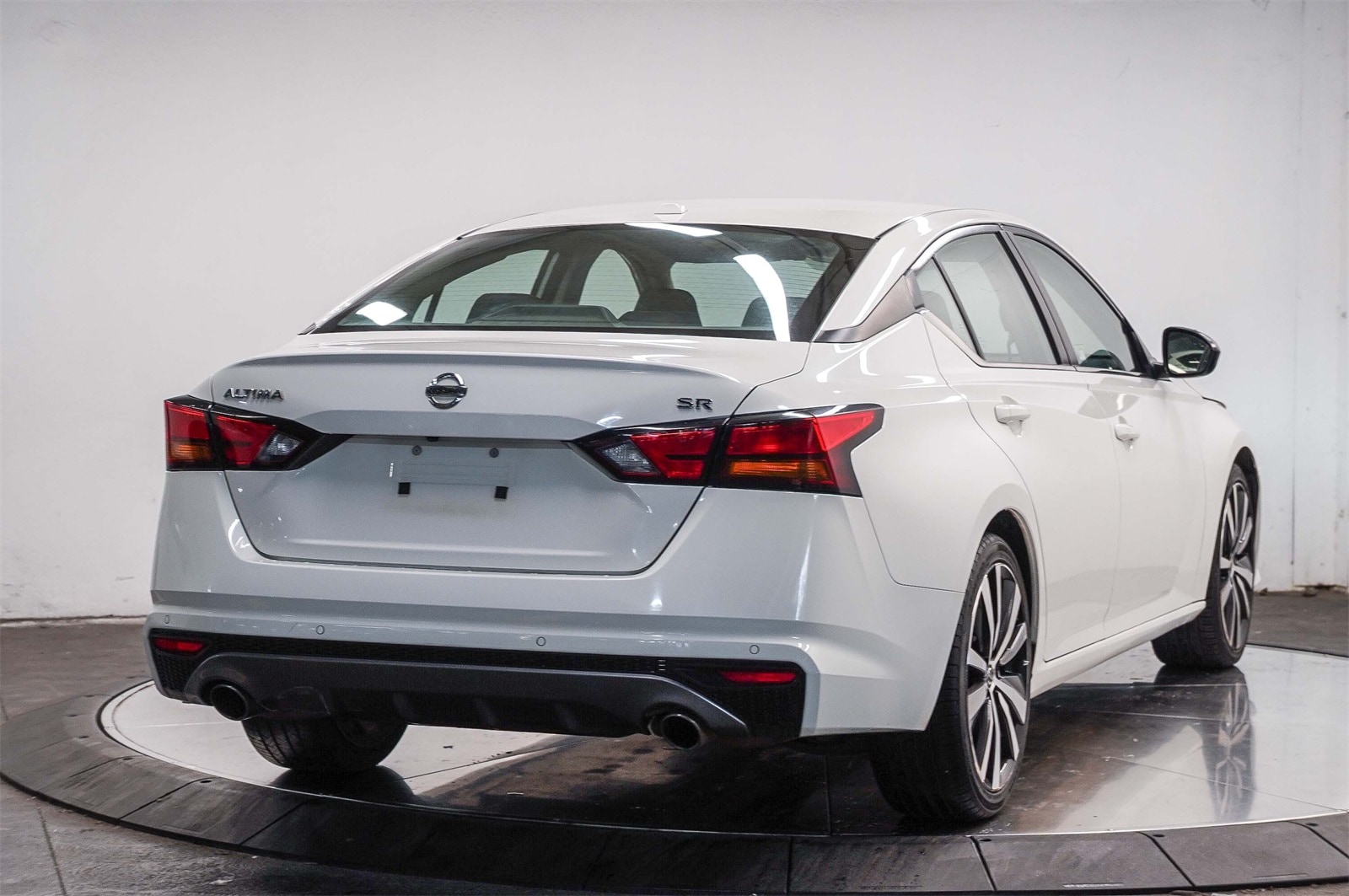 Thumbnail: 2022 Nissan Altima - 4