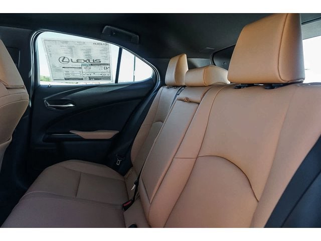 Thumbnail: 2026 Lexus UX - 19