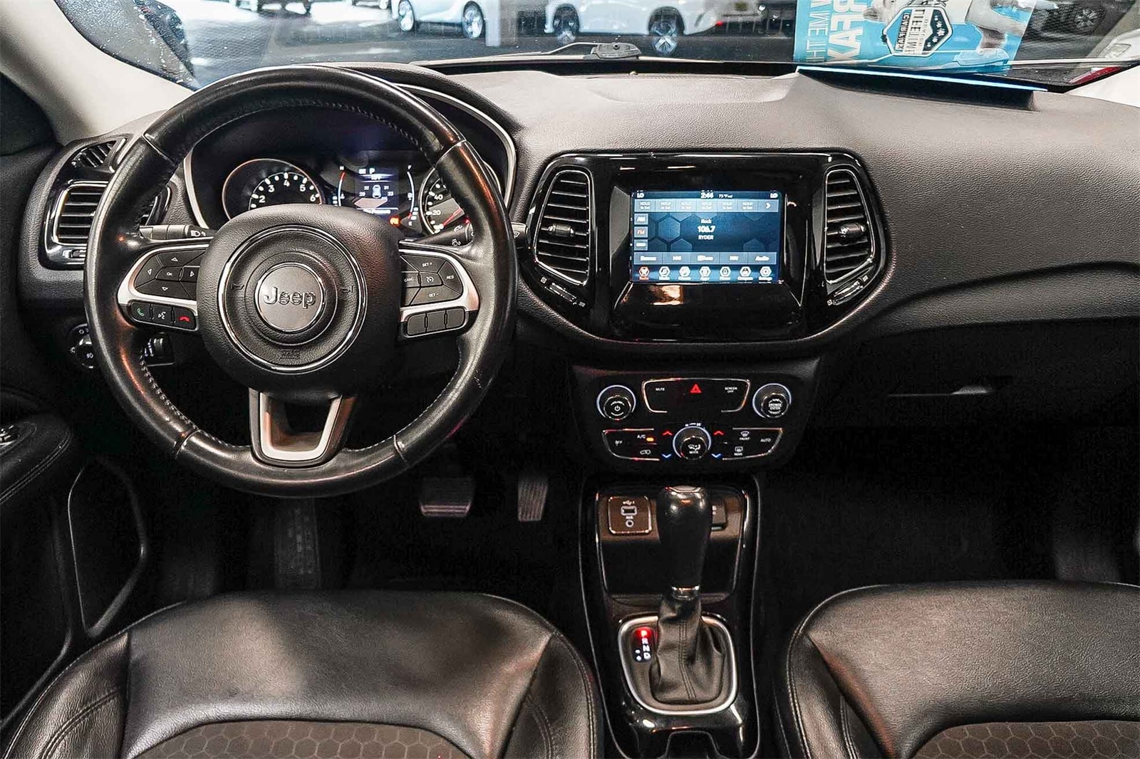 Thumbnail: 2020 Jeep Compass - 12