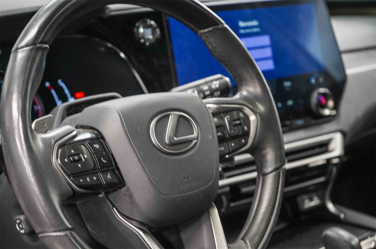 Thumbnail: 2023 Lexus RX - 21