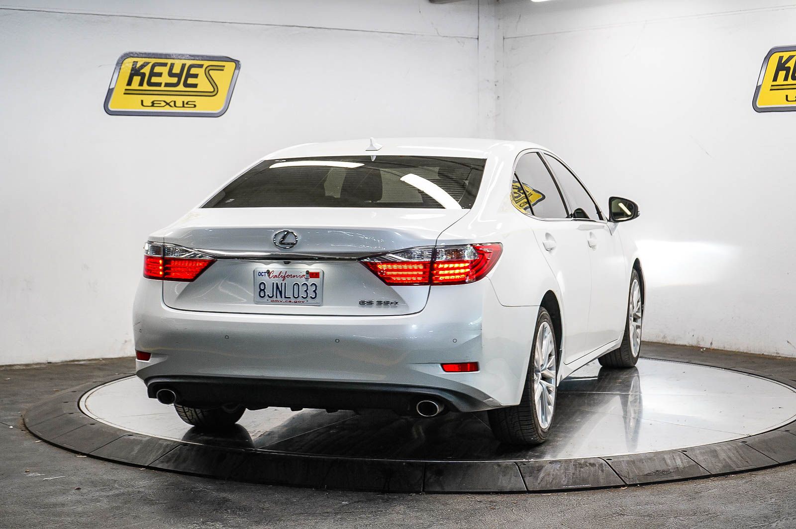 Thumbnail: 2013 Lexus ES - 3